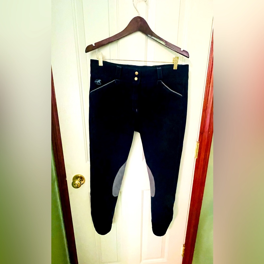 Excellent Condition Piper by SmartPak navy kids